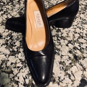 COACH black leather pump shoes